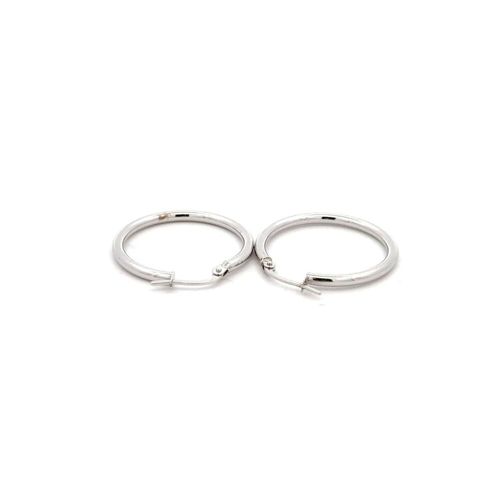 18K White Gold Earrings Hoops Loops 1.35 grams - Picture 3 of 9